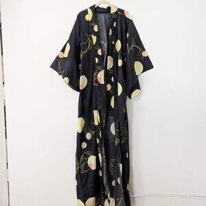 Uniqlo Traditional Printed Yakata Kimono Open Front Lightweight One Size